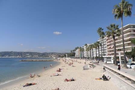 302-Appartement De Caractere Vieil Antibes Exteriör bild